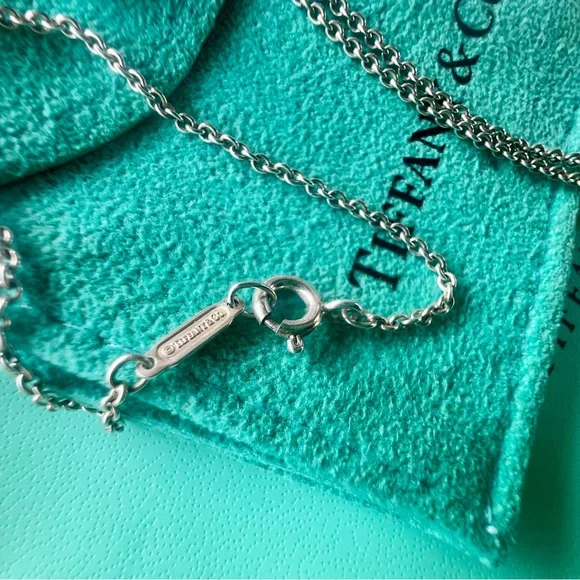 Tiffany & Co. RARE Necklace 18” GIFTABLE Sterling Silver,Pouch, BOX & BAG - Picture 10 of 17